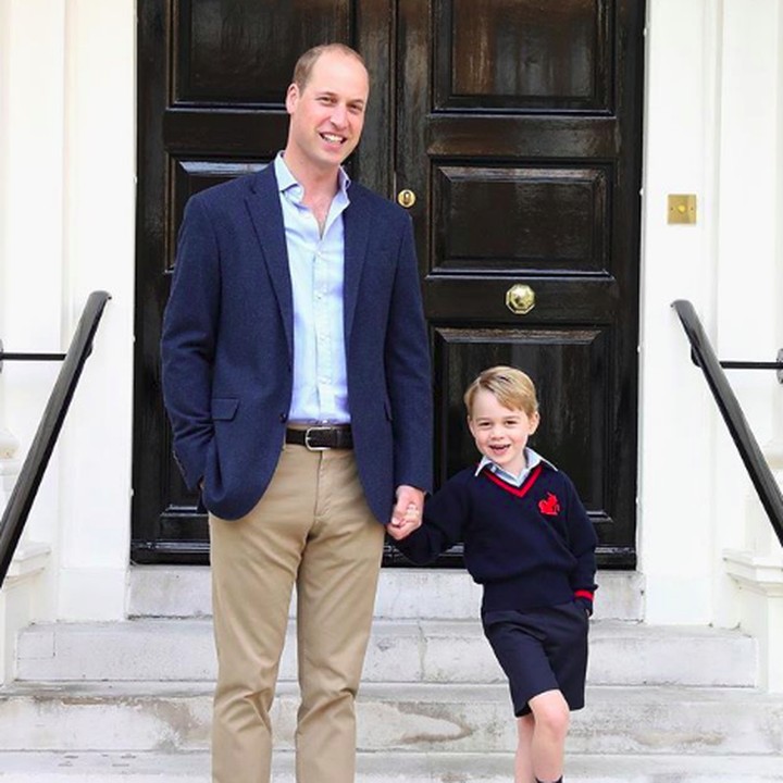 <p>Momen ketika Pangeran William mengantar Pangeran George masuk sekolah pertama kali. Sekali lagi, selamat Hari Ayah  Internasional untuk seluruh ayah di dunia! (Foto: Instagram @kensingtonroyal)</p>