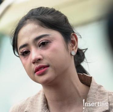 Dikabarkan Akan Cerai, Dewi Perssik: Sukses di Karier, Tidak di Percintaan