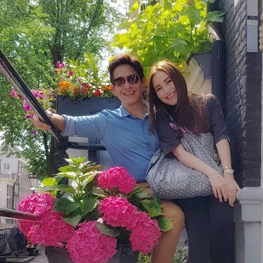 Jawaban Ayu Ting Ting Soal Kedekatannya dengan Dedi Mulya