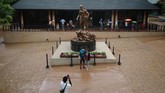 FOTO: Napak Tilas di Gua Tham Luang Gua Tham Luang Nang Non di Thailand terkenal karena menjadi lokasi terkurungnya 12 bocah.