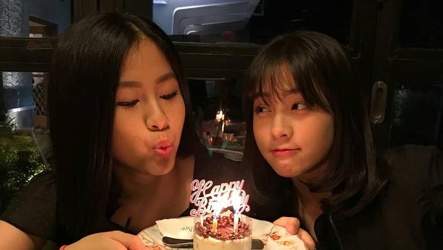 Deretan kakak beradik yang tergabung dalam grup idol JKT48.