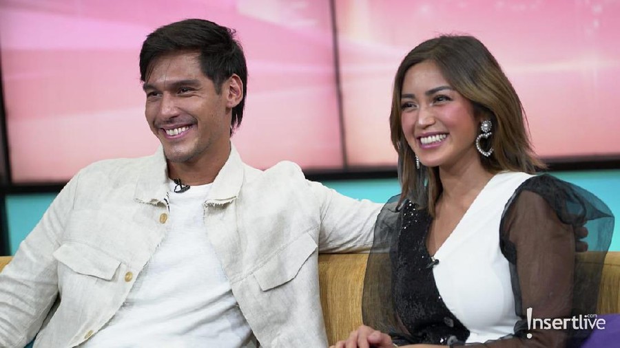 Jessica Iskandar Seleb-seleb ini mendapat hadiah rumah mewah dari pasangan masing-masing.