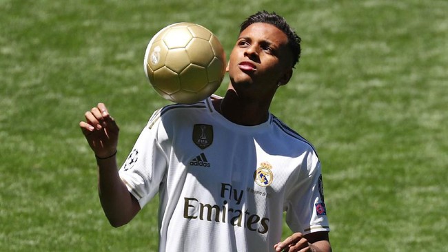 Pemain baru Real Madrid, Rodrygo tak mau dijuluki dengan sebutan 'Neymar dari Real Madrid' karena ia ingin dikenal dengan nama sendiri.