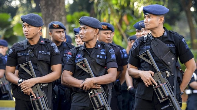 Pemulangan pasukan Brimob ke daerah dilakukan secara bertahap sampai pelantikan presiden dan wakil presiden periode 2019-2024 digelar.