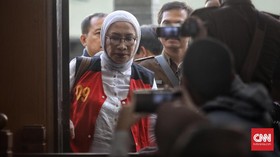 Kuasa Hukum Minta Hakim Bebaskan Ratna Dari Segala Dakwaan