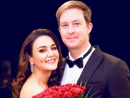 5 Tahun Menanti, Artis India Preity Zinta Dikaruniai Anak Kembar Lewat Ibu Pengganti