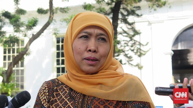 Khofifah Indar Parawansa sudah menginstruksikan timnya turun ke lapangan memantau kondisi Kabupaten Lumajang yang diterjang banjir lahar Semeru dan longsor.