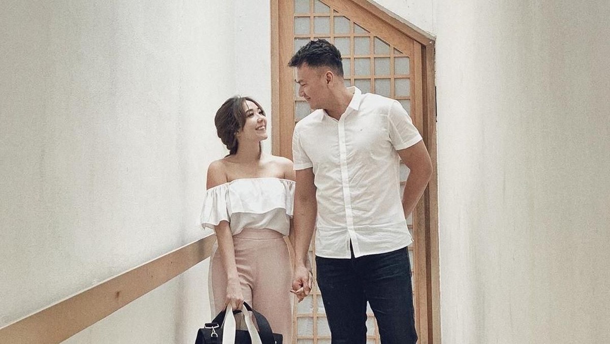 Berikut adalah beberapa potret kemesraan Wijin dan Gisel&period;