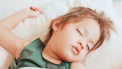 9 Potret Menggemaskan Anak Artis Saat Sedang Tidur