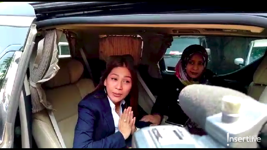 Setelah bungkam dengan kabar perceraiannya, Tata Janeeta mengaku sudah ikhlas dengan perceraiannya tersebut.