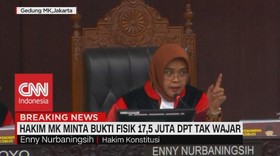 VIDEO: Hakim MK Minta Bukti Fisik 17,5 Juta DPT Tak Wajar