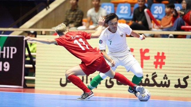 Timnas futsal Indonesia bakal berhadapan dengan Myanmar pada babak semifinal yang akan berlangsung di Stadion Phu Tho, Ho Chi Minh, Vietnam, Jumat (25/10).
