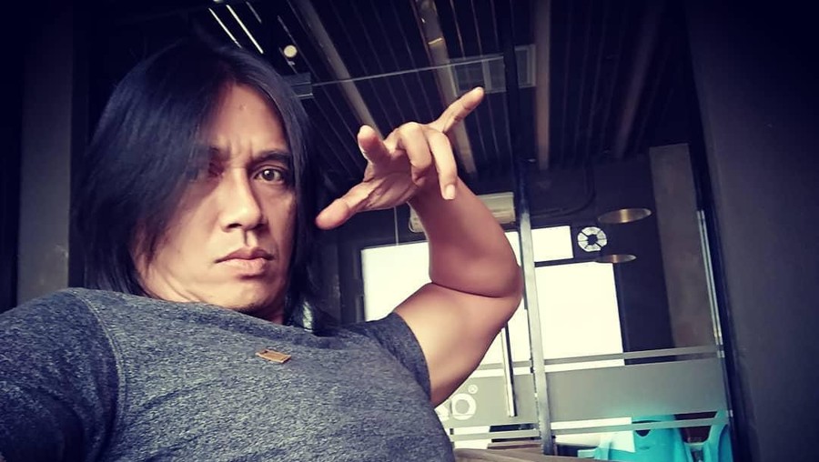 Simak kumpulan kutipan kocak almarhum Agung Hercules semasa hidup. 