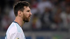 Buntut Kartu Merah di Copa America: Messi Tolak Ambil Medali