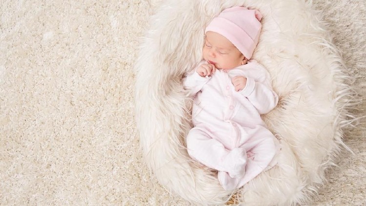 Pilihan nama bayi perempuan berikut ini bermakna tulus. Simak yuk buat tambahan referensi Bunda.