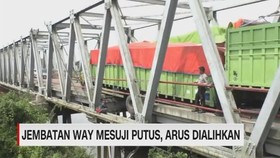 VIDEO: Jembatan Way Mesuji Masih Putus, Arus Dialihkan
