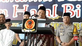 VIDEO: Warga Tasik Deklarasi Tolak Kekerasan Selama Sidang MK