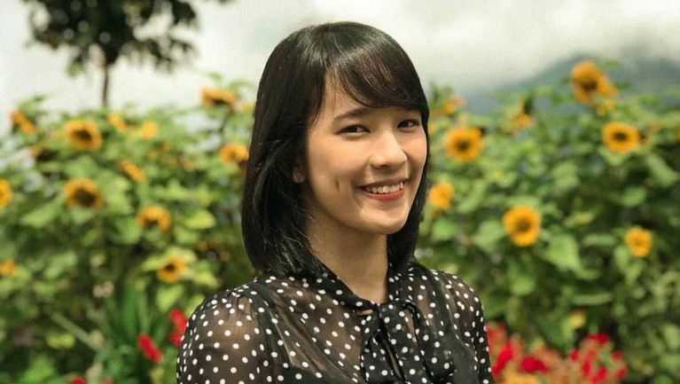 Pesona Cantik Beby JKT48, Salah Satu Member Generasi Pertama Beby Chaesara anadila adalah member JKT48 generasi pertama yang masih bertahan di grup idol tersebut. Berikut ini deretan potret cantik Beby JKT48.