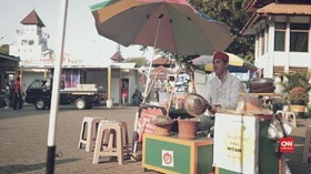Kerak Telor Generasi ke-8 Keluarga Fikri
