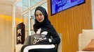 Della Perez baru-baru ini memberikan isyarat tentang niatnya istikamah kenakan hijab&period; Berikut potret-potret cantik Della Perez berhijab&period;