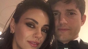 img-title Gaya Kocak Ashton Kutcher-Mila Kunis Bantah Cerai
