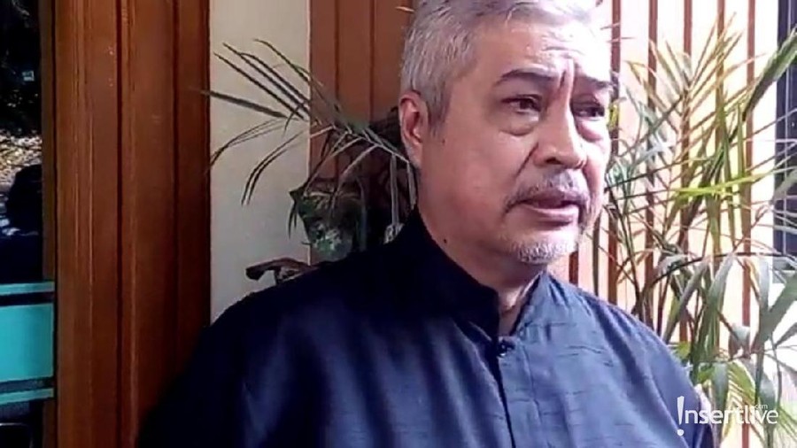 Sidang Kasus Penggelapan Uang Nikita Mirzani, Dipo Latief Tidak Datang Penjelasan pengacara soal Dipo Latief yang tak hadiri persidangan lanjutan kasusnya dengan Nikit Mirzani.