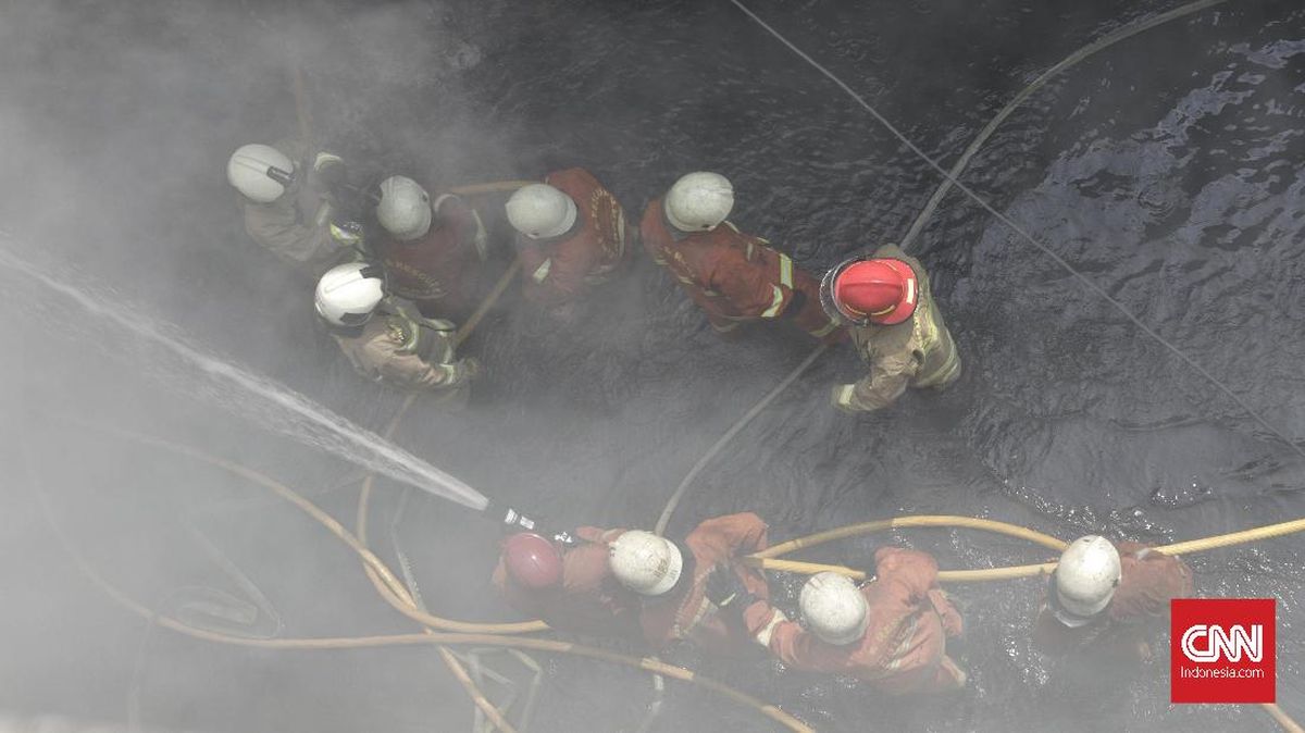 Kebakaran di Tambora: 70 Rumah Ludes, Ratusan Warga Telantar