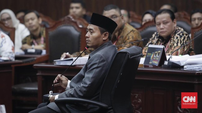 Saksi tim Jokowi membantah Moeldoko membawakan materi 'Kecurangan Bagian Demokrasi'. Dia menyebut yang membawakan materi itu adalah dirinya.