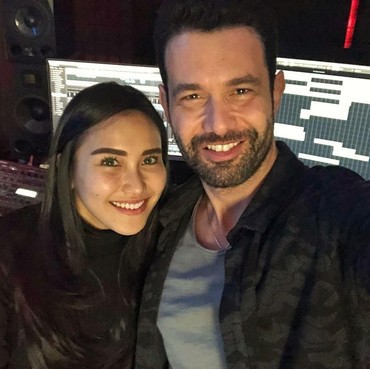 Kisah di Balik Lagu 'Apalah Cinta' Ayu Ting Ting dan Keremcem