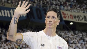 Pamer Otot, Torres Disebut Bakal Jadi Pegulat WWE