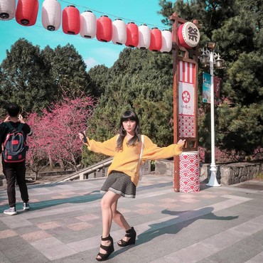 Masih Single, Cindy Gulla Ingin Dapat Pasangan Bukan Artis