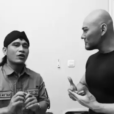 Deddy Corbuzier Resmi Jadi Mualaf
