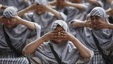 FOTO: Selaras Tubuh dan Pikiran dalam Hari Yoga Internasional Hari Yoga Internasional diperingati pada Jumat (21/6). Momen ini dirayakan oleh masyarakat di berbagai penjuru dunia.