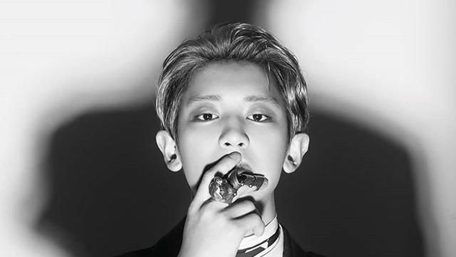 SM Entertainment rilis pernyataan tentang dua sasaeng yang menerobos studio Chanyeol EXO.