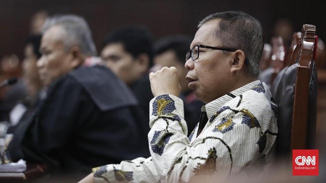Komisi III menemukan fakta bahwa PT GNI berlaku diskriminatif terhadap pekerja lokal dengan memberi gaji lebih kecil ketimbang TKA China meski pekerjaan sama.