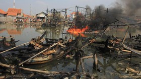 Kapal Meledak di Pelabuhan Bajoe Sulsel, Dua ABK Terluka