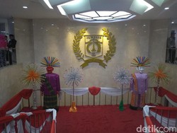 Saat Anggota Dewan Ibu Kota Gelar Rapat di Restoran