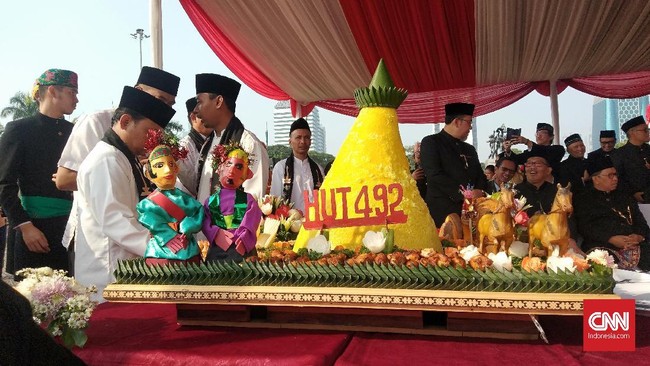 Mengusung tagar #HUTJakarta492, netizen pun mengungkapkan doa dan harapan mereka terhadap Jakarta.