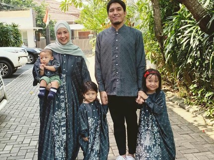 Banyak Adegan Ciuman di Game, Ini Jawaban Desta saat Anak Tanya Kapan Boleh Ciuman
