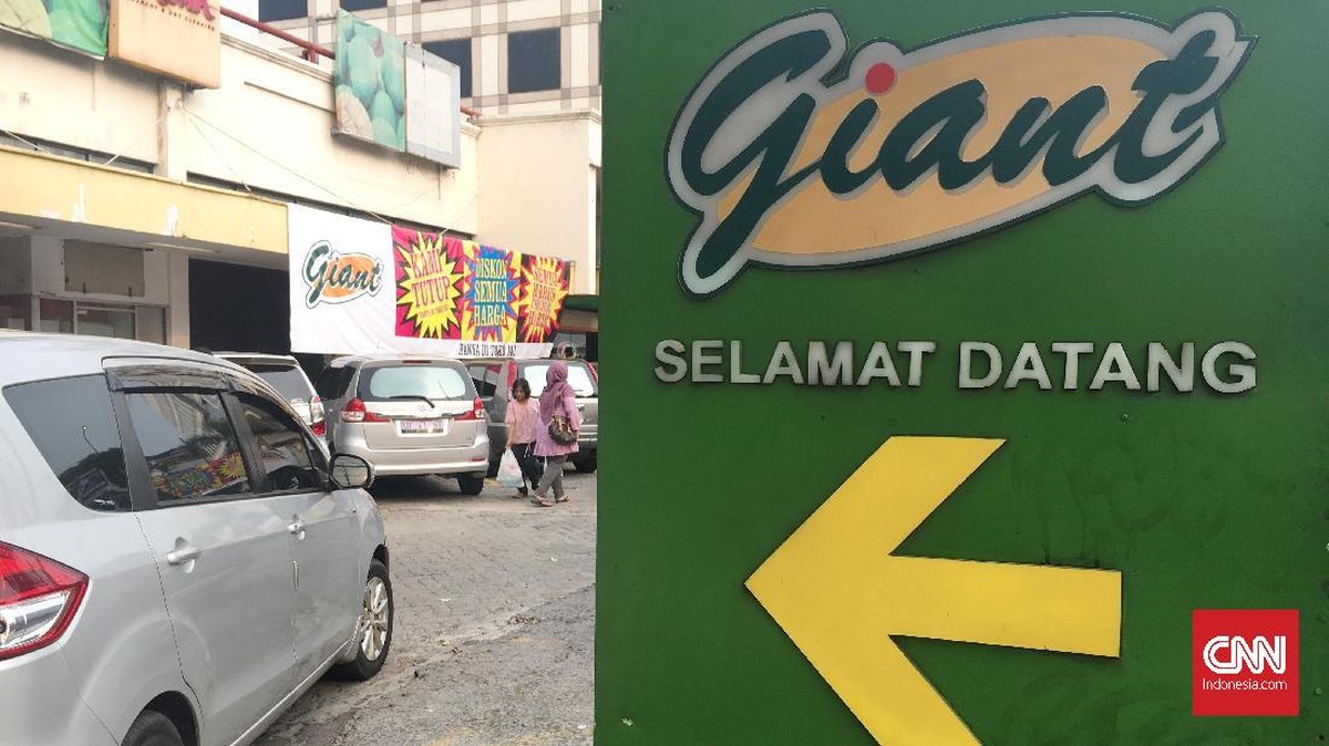 FOTO: Kabar Tutup Enam Gerai Supermarket Giant