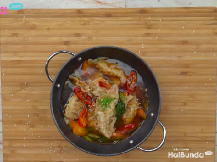 Resep Sup Pangsit Ayam, Segar & Hangat untuk Makan Malam