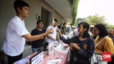 FOTO: Piknik di Lapangan Banteng Rayakan HUT Ke-492 Jakarta Pemprov DKI Jakarta berkolaborasi dengan sejumlah komunitas kreatif menggelar bazar berkonsep piknik di Lapangan Banteng, Jakarta Pusat.