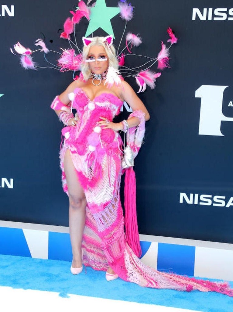 6 Pakaian Terburuk di Ajang BET Awards 2019 Enam pakaian terburuk para selebriti di ajang BET Awards 2019. Ada siapa saja ya?