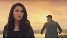 Ayu Ting Ting tampil memukau dengan balutan gaun mewah dalam video klip Apalah Cinta yang berkolaborasi dengan artis Turki&comma; Keremcem&period;