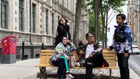 6 Foto Liburan Seru Ala Keluarga Uya Kuya di Kanada