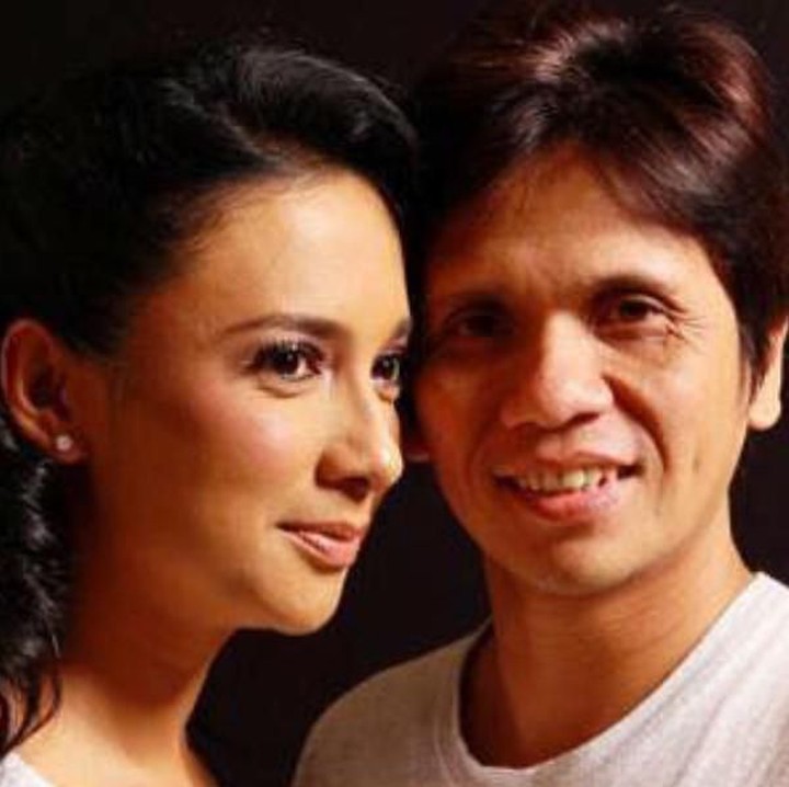 <p>Dari pernikahannya, Shahnaz dan Gilang dikaruniai tiga orang putri yaitu Pru, Charlotte, dan Mieke. (Foto: Instagram/ @shahnaz_haque)</p>