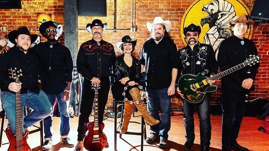 3. Dangdut Cowboys Deretan penyanyi dangdut yang berasal dari luar negeri.