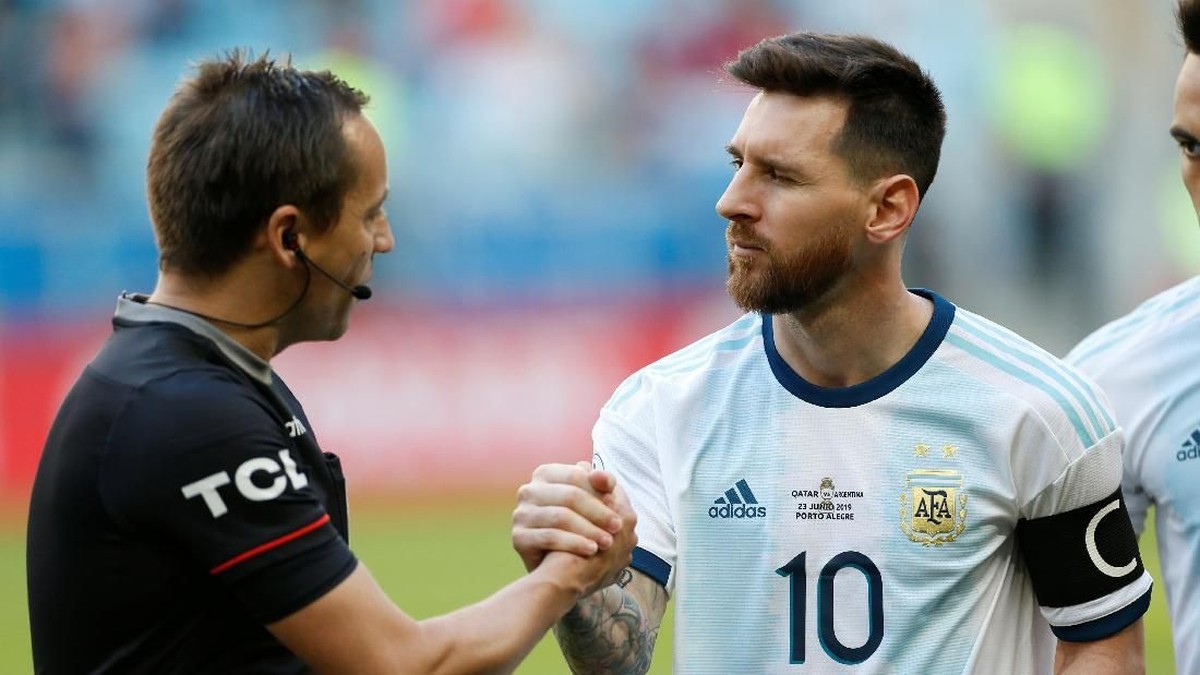 FOTO: Gerak-gerik Messi di Laga Penentu Argentina