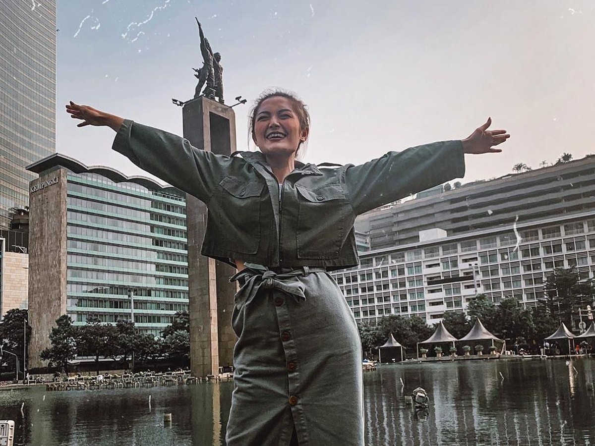 Siti Badriah akan segera menikah dengan Krisjiana Baharudin&period; Simak yuk&excl; Potret cantik Siti Badriah sebelum resmi melepas status lajangnya&period;