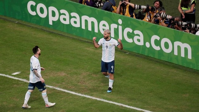 Dua striker timnas Argentina Lionel Messi dan Sergio Aguero diyakini akan kesulitan membongkar pertahanan timnas Brasil di semifinal Copa America 2019.